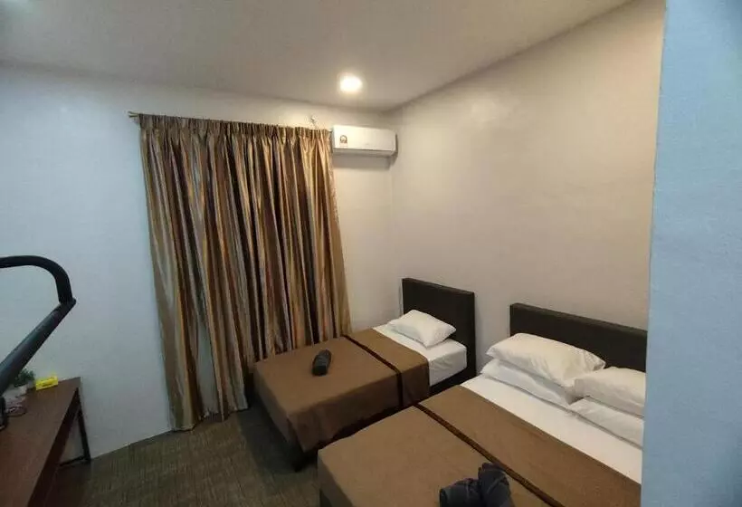Hotelli Nafeeza Roomstay