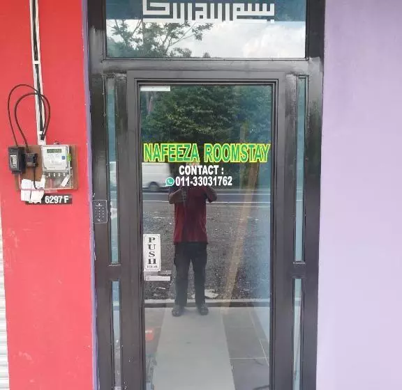 Hotelli Nafeeza Roomstay