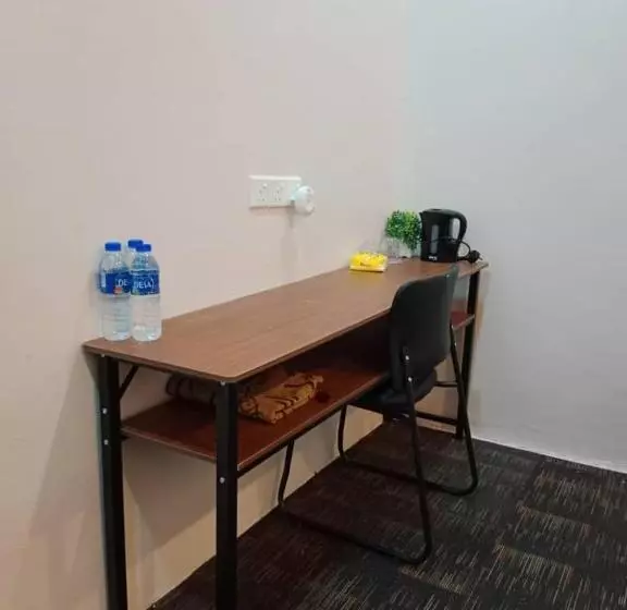 Hotelli Nafeeza Roomstay