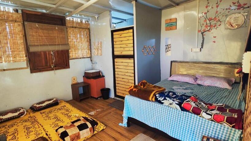 Отель Tour De Agri Inn