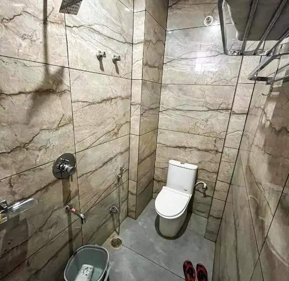 Janki Palace Hotel & Restaurant