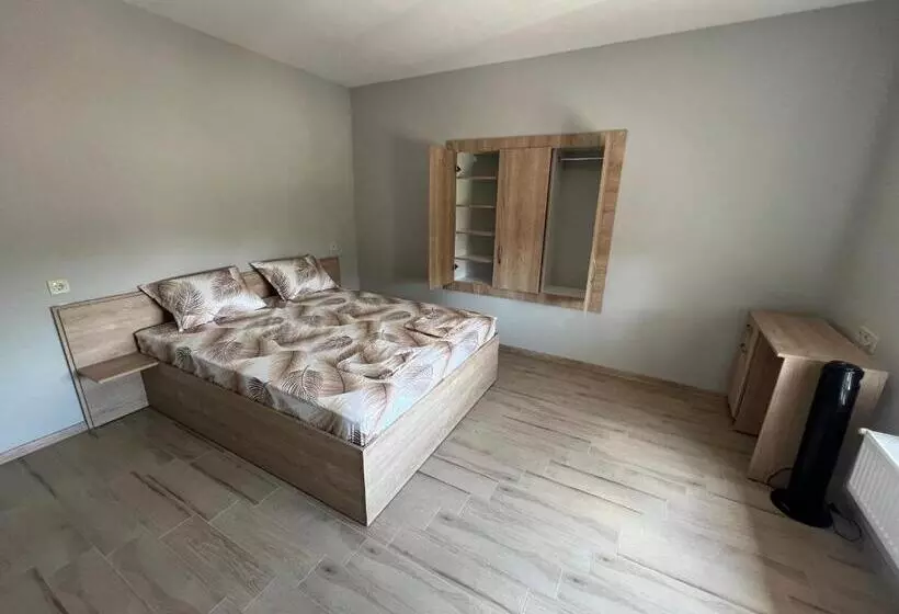 ペンション къща за гости бадови