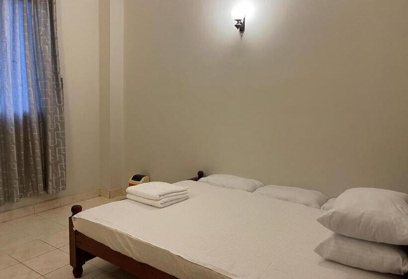 פנסיון Lush Breeze