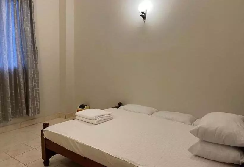 Majatalo Lush Breeze