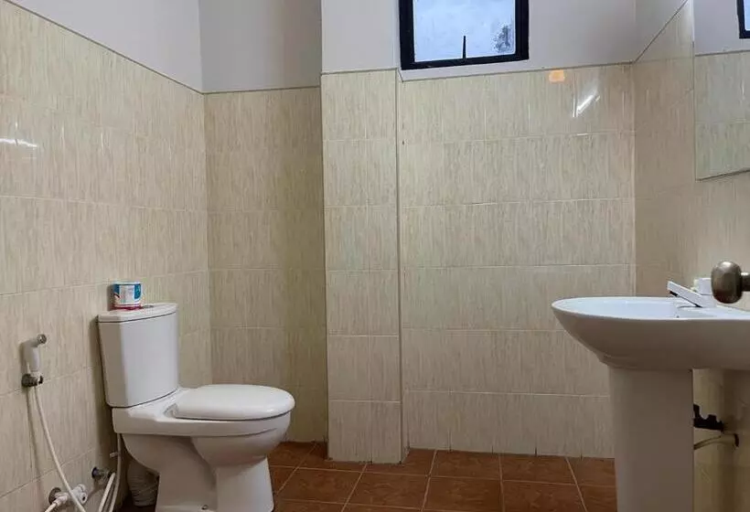 Majatalo Lush Breeze