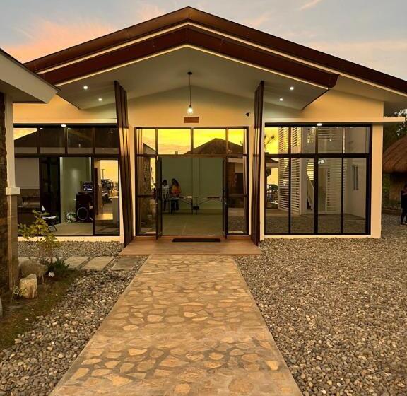 Perlas Ti Amianan Resort And Spa