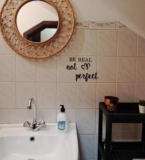 هاستل Smallfunnyworld Brussels