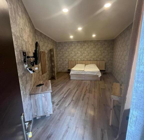 تختخواب و صبحانه Belveder Eco Resort