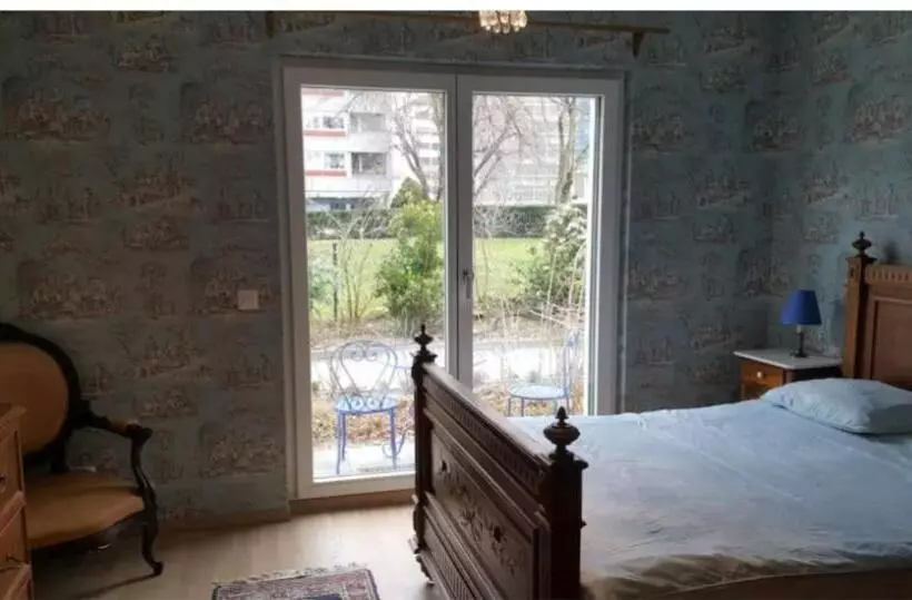 تختخواب و صبحانه Studio, Entrée Par Terrasse