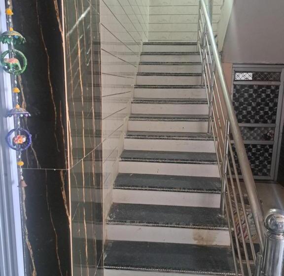 فندق Hare Ka Shara Baba Shyam Hamara Guest House