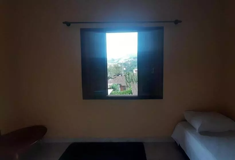 ホテル Pousada Holmar