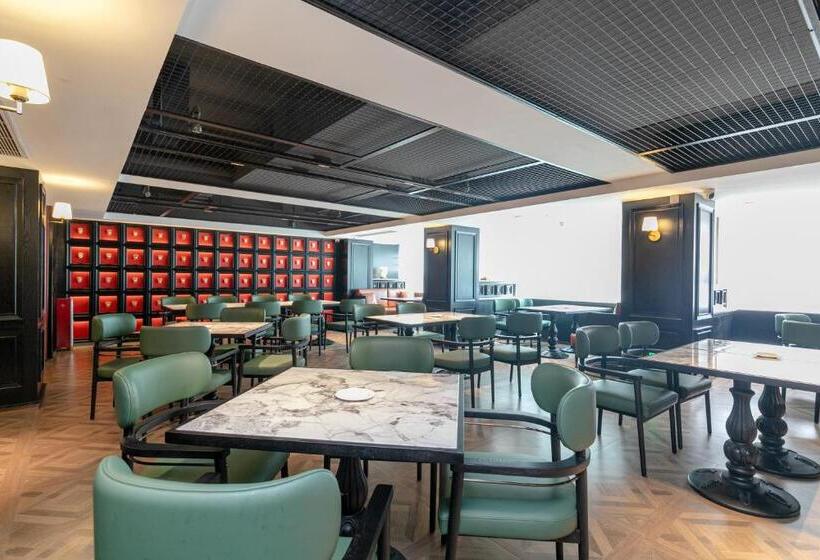 ホテル Presidential Palace