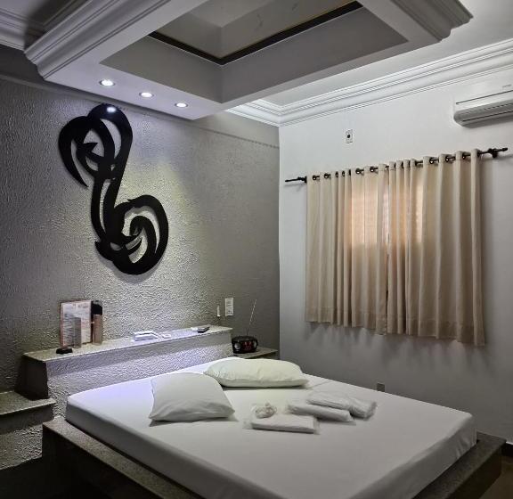 Motel Marajas Mococa   Apartamento 01