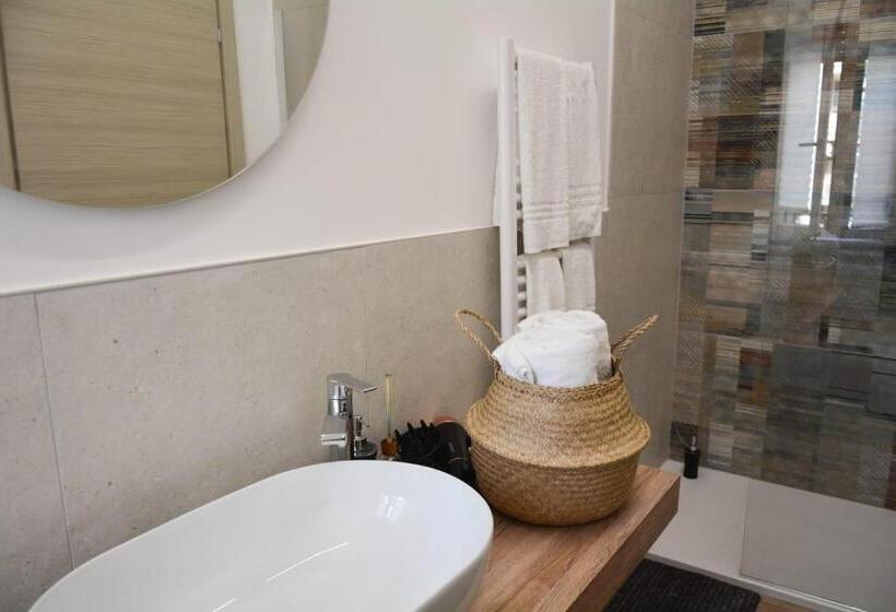 بنسيون Le Nespole