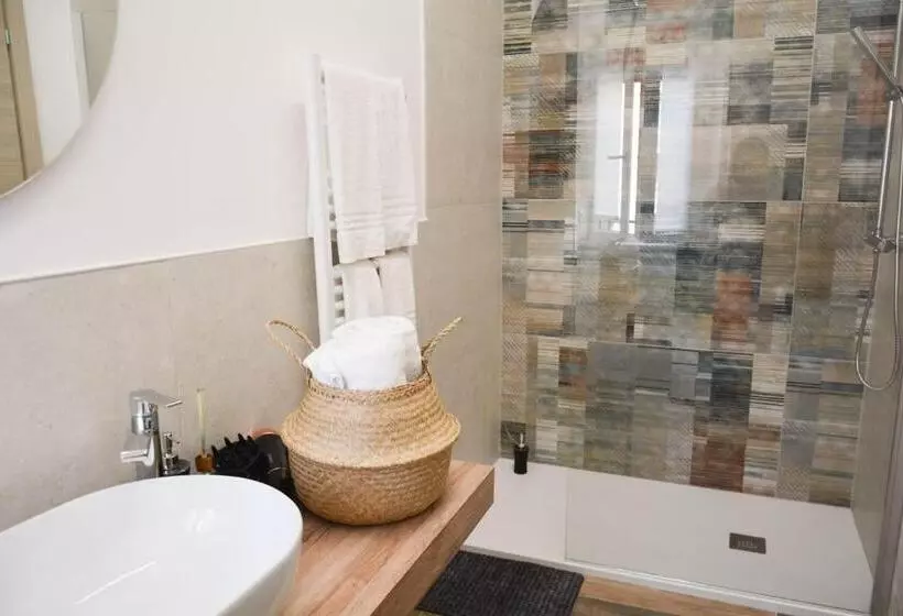 پانسیون Le Nespole