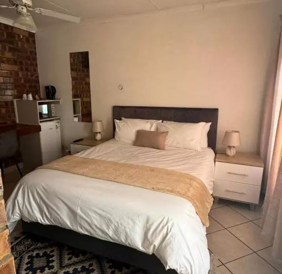 ペンション Tranquilo Guesthouse