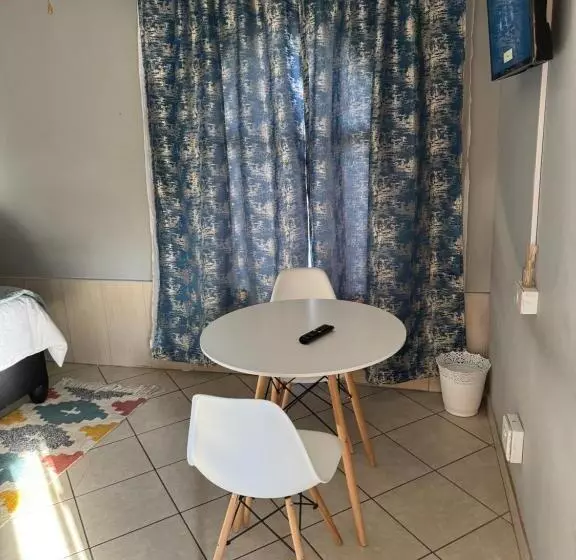 ペンション Tranquilo Guesthouse