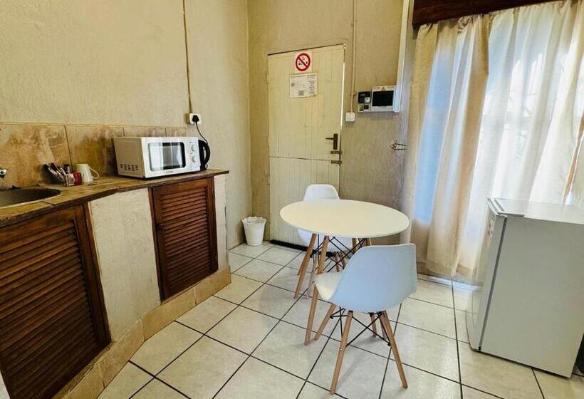 پانسیون Tranquilo Guesthouse