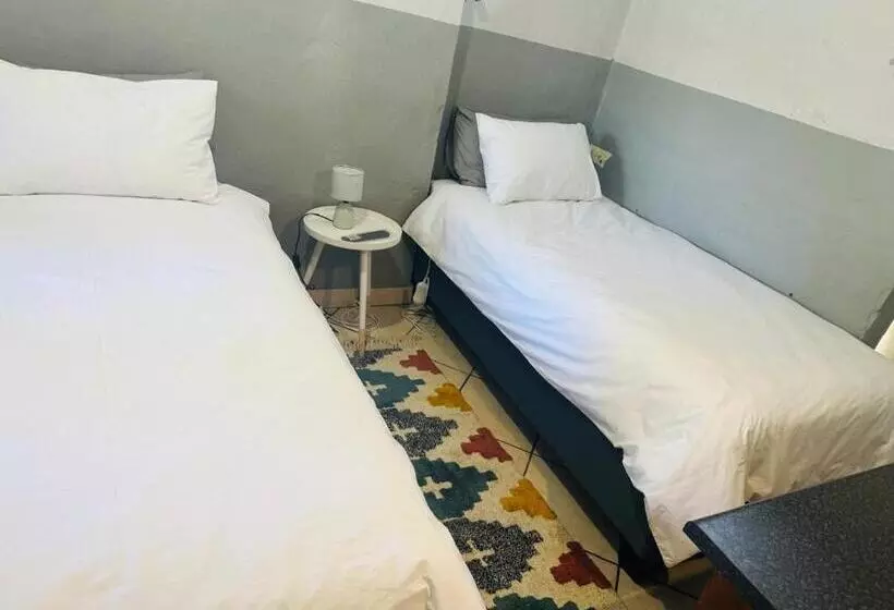 ペンション Tranquilo Guesthouse