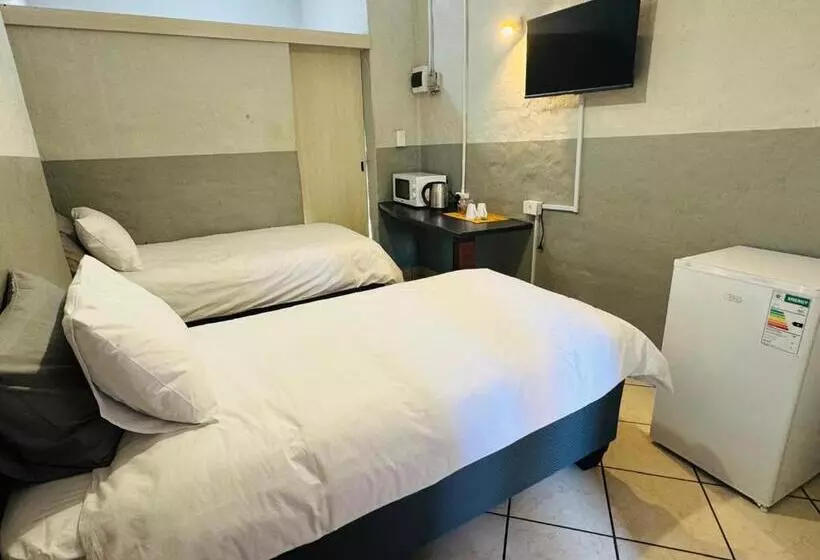 ペンション Tranquilo Guesthouse