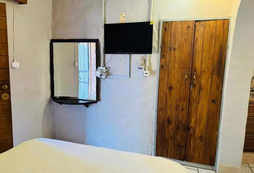 ペンション Tranquilo Guesthouse