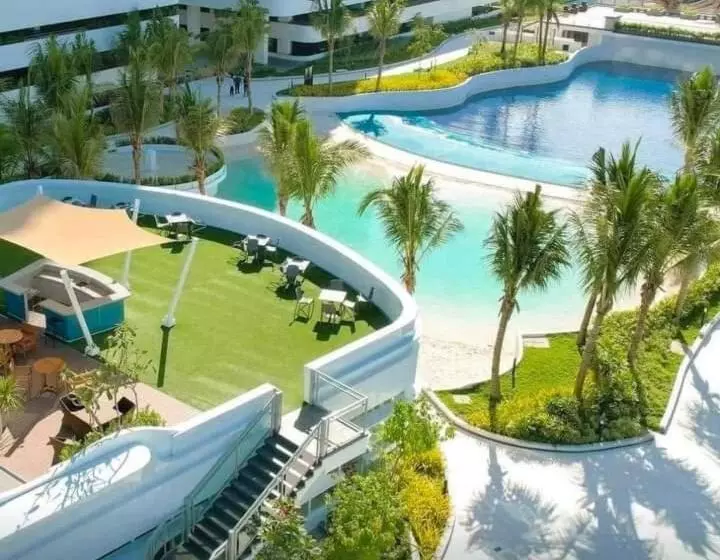 リゾートホテル Azure North Bali Tower San Fernando