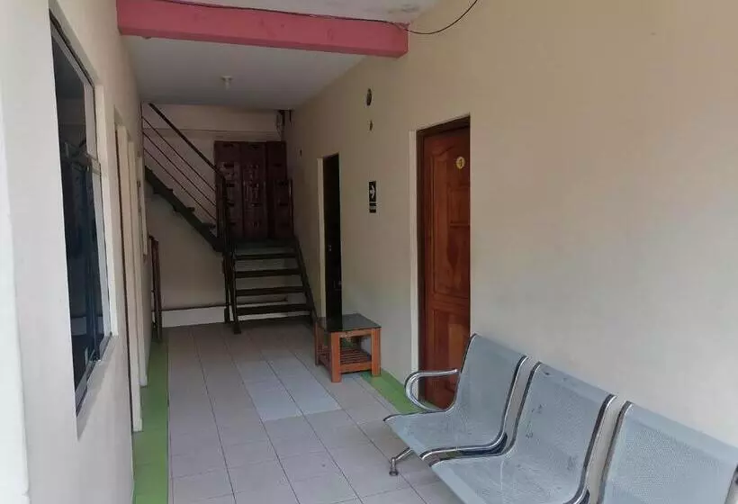 Retkeilymaja El Embrujo