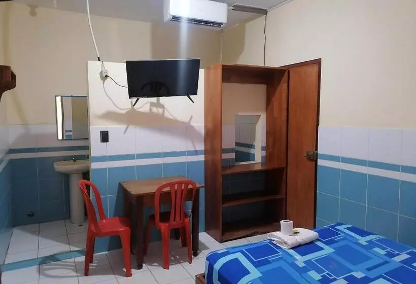 Retkeilymaja El Embrujo