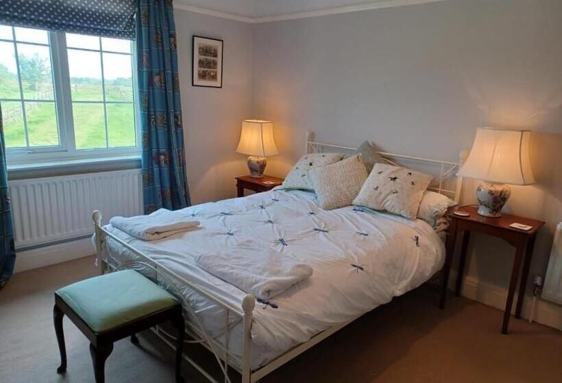 ベッドアンドブレックファースト Harcourt House, Charwelton