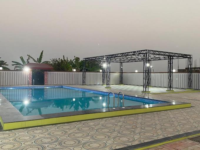 Hotel Blue Orchid Resort Bhubneshwar