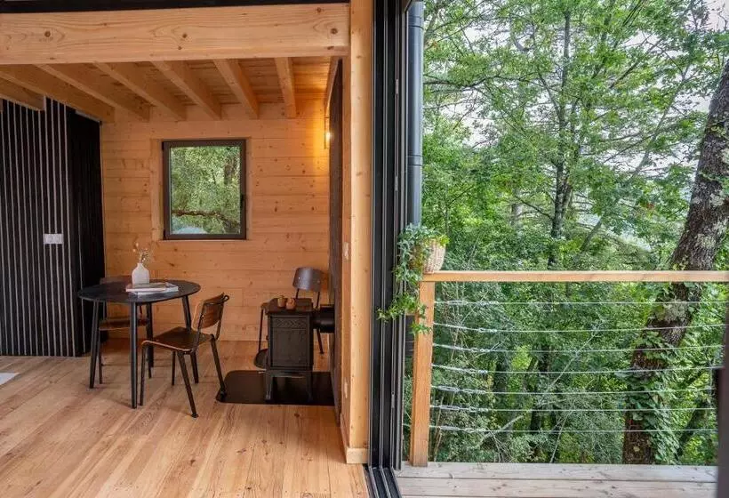 ホテル Les Coteaux   Laparade