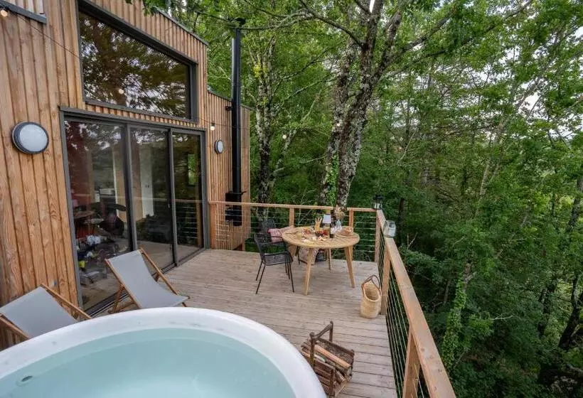 ホテル Les Coteaux   Laparade