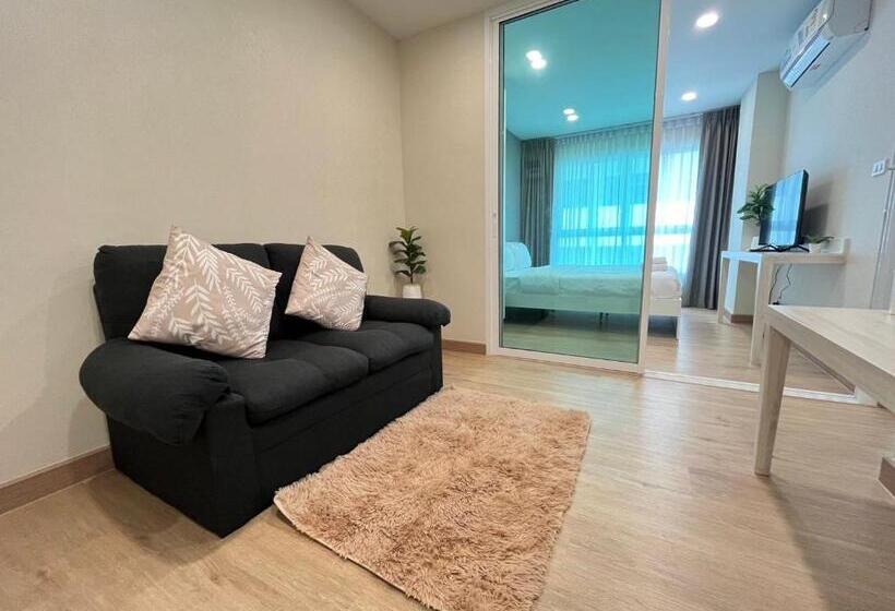 ホテル East Ville Bangsaen By New