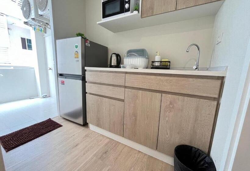 ホテル East Ville Bangsaen By New