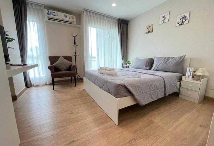 ホテル East Ville Bangsaen By New