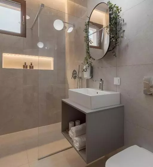 هتل Oasis Rooms
