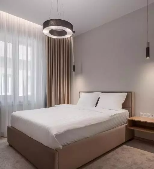 هتل Oasis Rooms