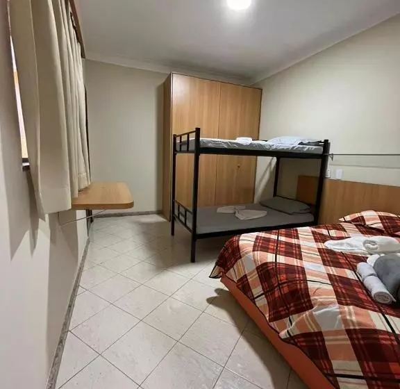 ホテル Pousada E Alojamento Santos Dumont