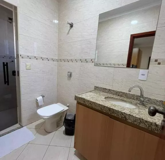 ホテル Pousada E Alojamento Santos Dumont