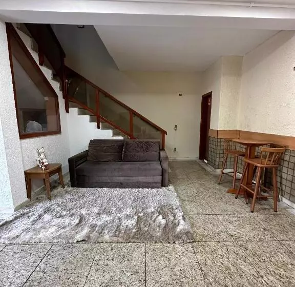 ホテル Pousada E Alojamento Santos Dumont