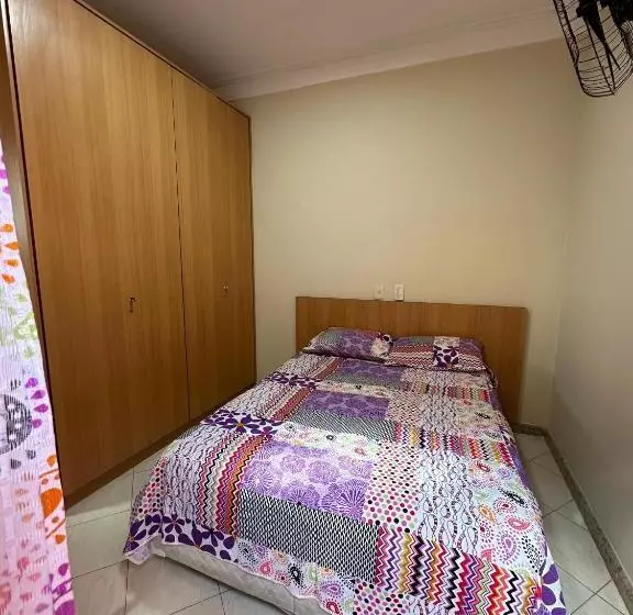 ホテル Pousada E Alojamento Santos Dumont