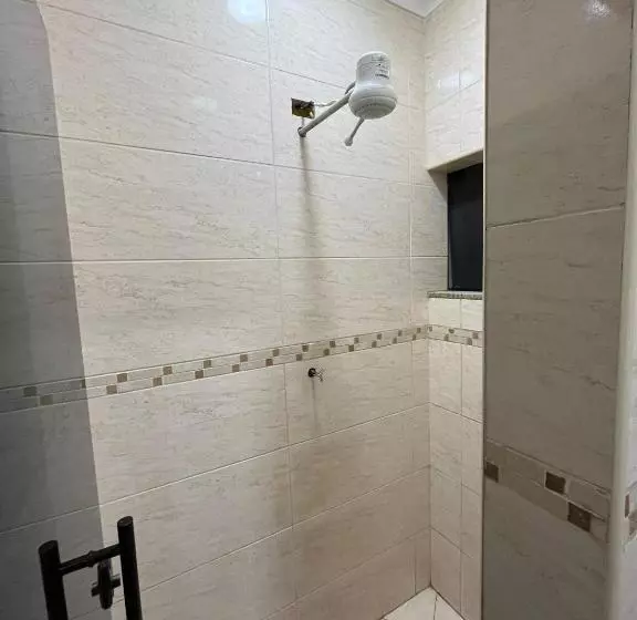 ホテル Pousada E Alojamento Santos Dumont