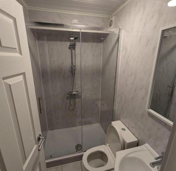 Pansiyon London En Suite Double Rooms Leytonstone E11