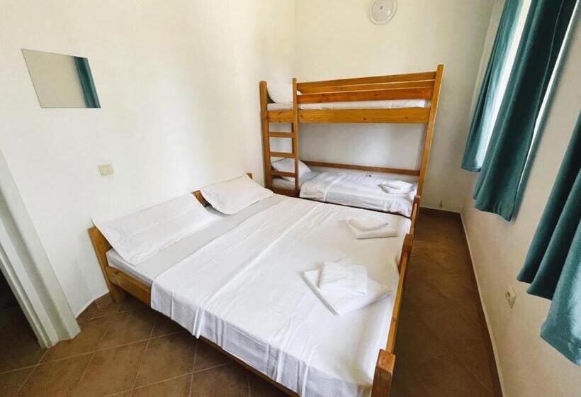 Hospedaria Oaki Lake