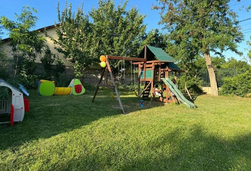 Hospedaria Oaki Lake