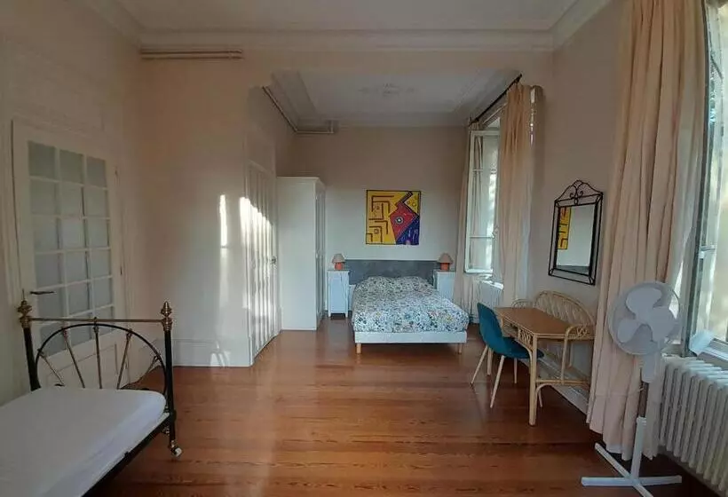 ベッドアンドブレックファースト Chambre D Hôtes La Terrasse Piscine