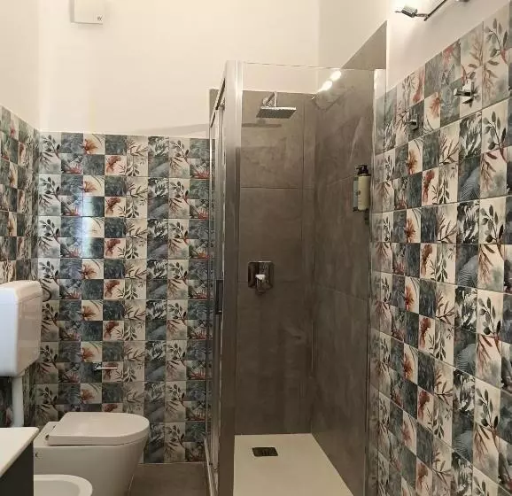 Aamiaismajoitus (B&B) Dojo Idro Rooms