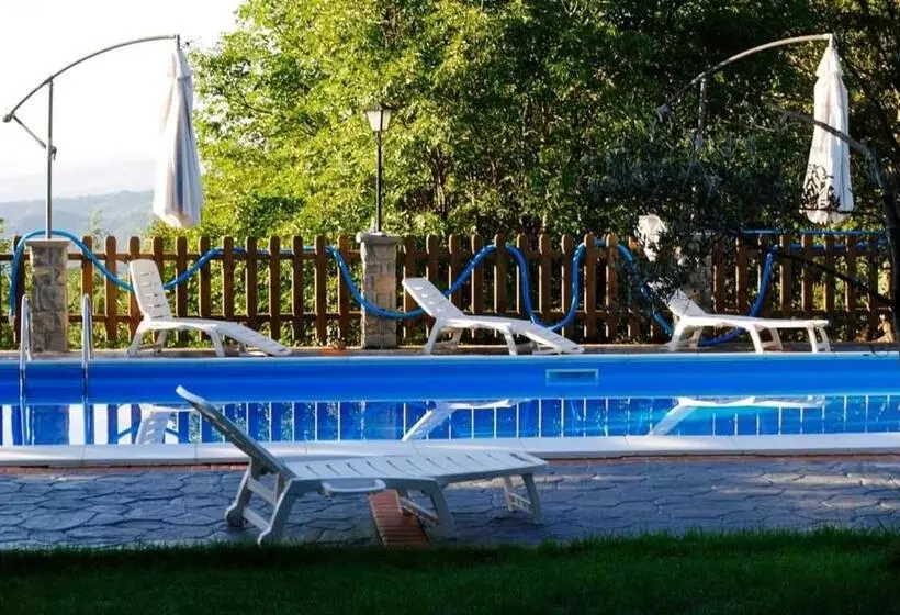 Aamiaismajoitus (B&B) Santo Stefano Dei Cavalli