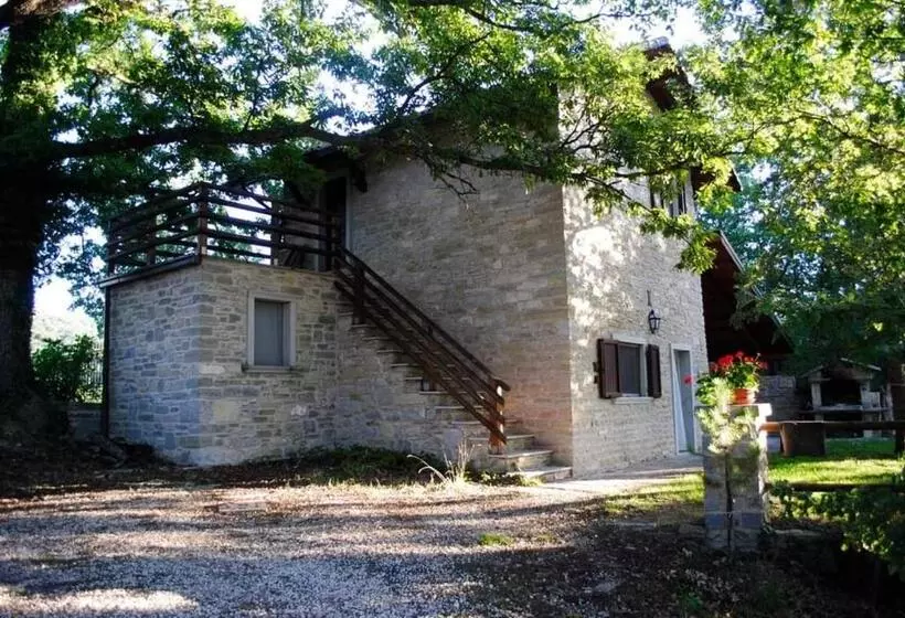 Aamiaismajoitus (B&B) Santo Stefano Dei Cavalli