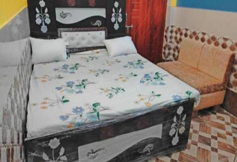 Goroomgo Hotel Sahu Rooms , Ayodhya